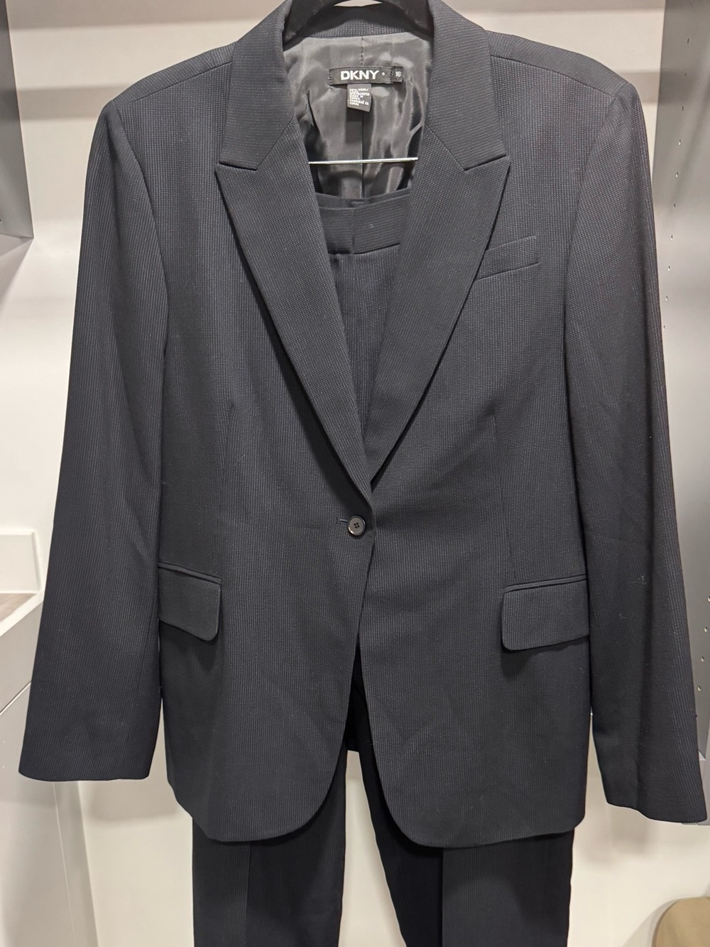 DKNY Tailored Women's Black Pant Suit NWOT